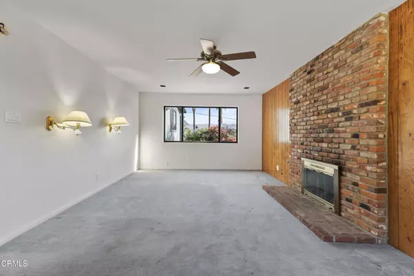 Simi Valley, CA 93065,35 Robbins Court