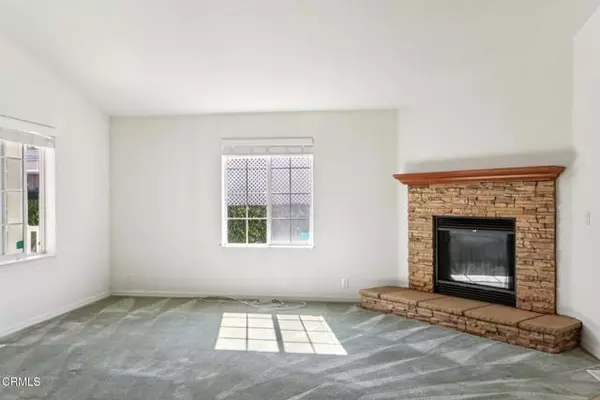 Newbury Park (thousand Oaks), CA 91320,110 La Fortuna #110