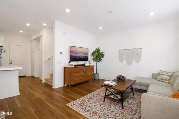 Simi Valley, CA 93065,2517 Little Rock Lane Lane