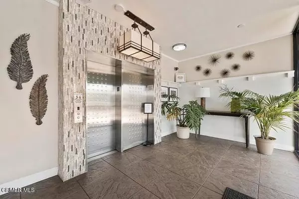 Oxnard, CA 93035,2901 Peninsula Road #333