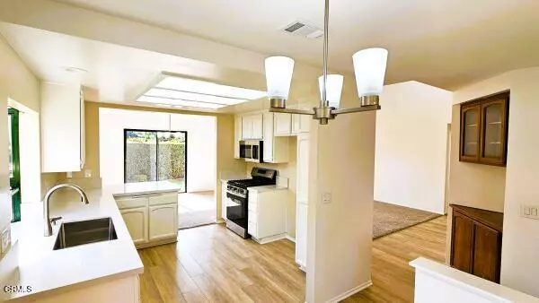 Oxnard, CA 93035,1161 Windward Way