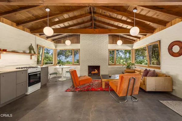 Ojai, CA 93023,313 E Villanova Road