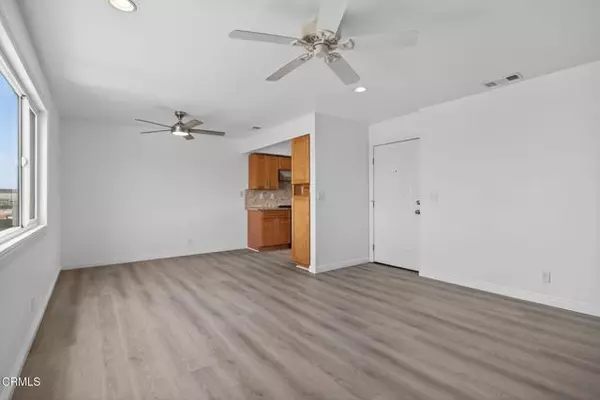 Oxnard, CA 93035,5507 Driftwood Street