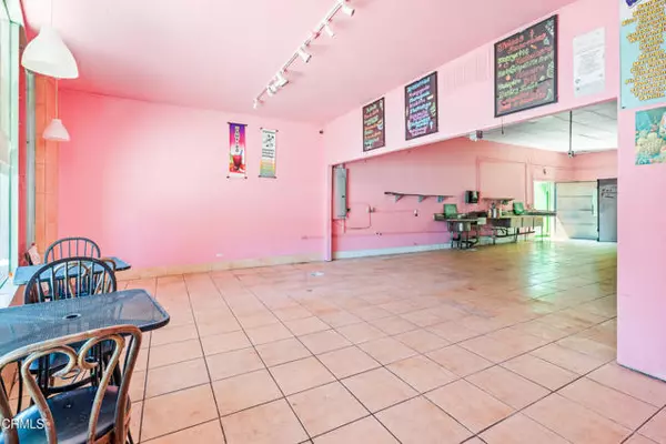 Santa Paula, CA 93060,933 Yale Street