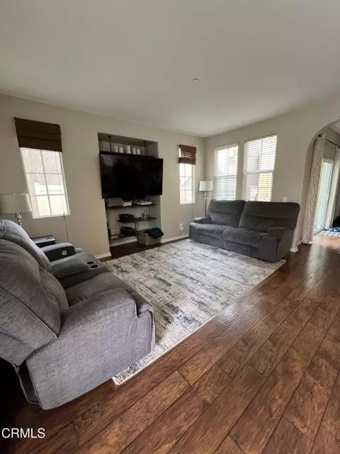 Oxnard, CA 93036,746 Nile River Drive