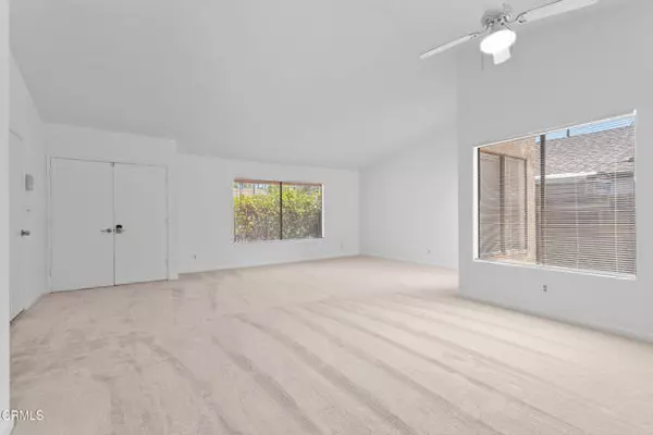 Newbury Park (thousand Oaks), CA 91320,3900 Loreto Circle