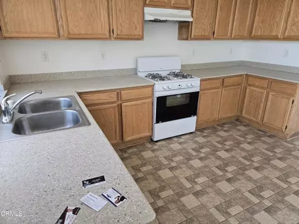 Lancaster, CA 93535,2301 E Newgrove Street