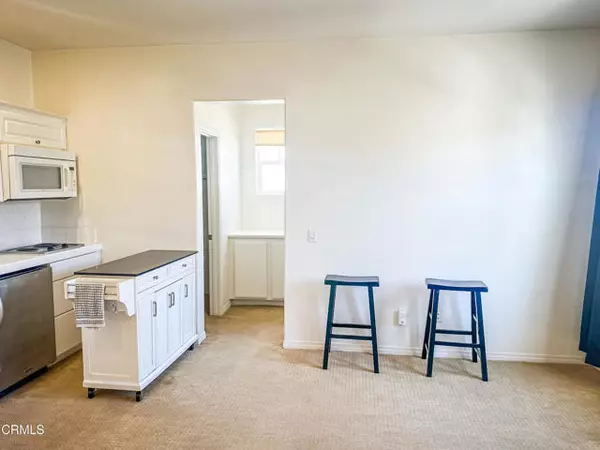Oxnard, CA 93036,726 Owens River Drive #2