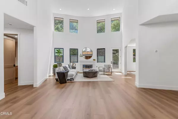 Thousand Oaks, CA 91320,265 W Kelly Road