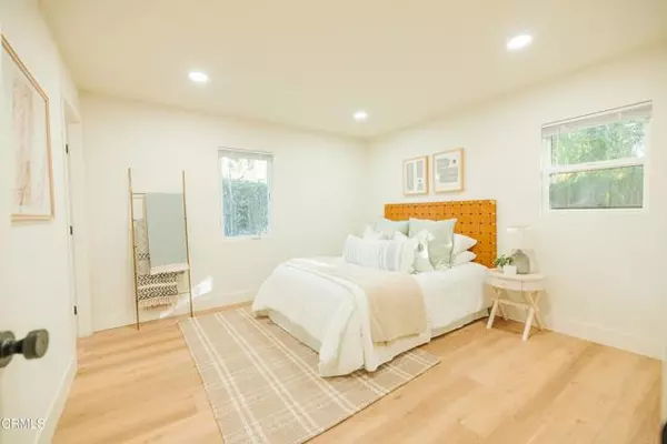 Ojai, CA 93023,201 Fox Street