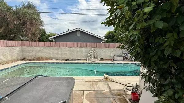 Los Angeles, CA 91423,4846 Katherine Avenue