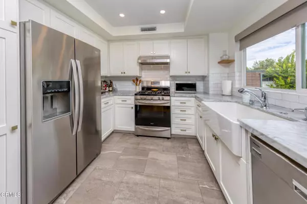 Westlake Village, CA 91361,3740 Summershore Lane