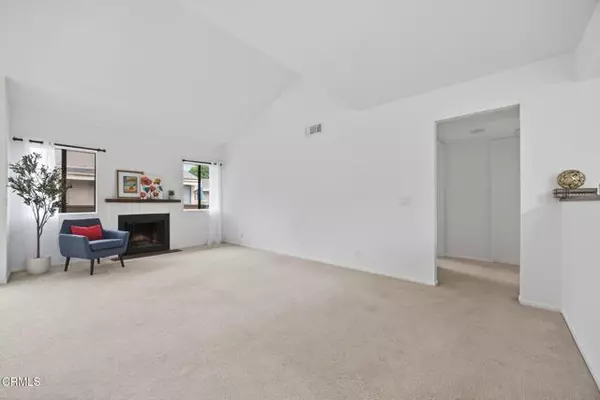 Ventura, CA 93003,1466 San Simeon Court #2