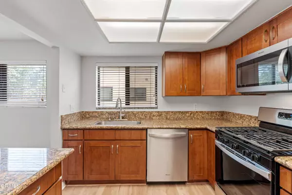 Winnetka (los Angeles), CA 91306,20216 Roscoe Boulevard #19