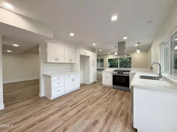 Oxnard, CA 93036,2124 Pamela Street