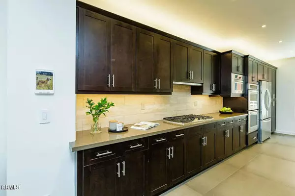 Oxnard, CA 93035,1572 Seabridge Lane