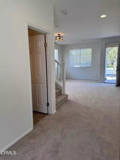 Oxnard, CA 93033,2733 Tolstoy Place