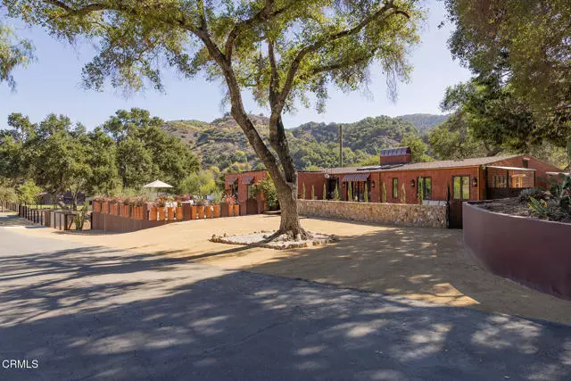 Ojai, CA 93023,10802 Oak Knoll Road