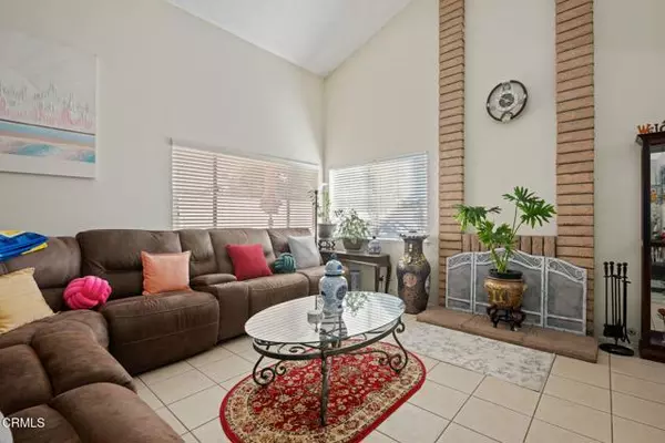 Oxnard, CA 93033,1220 Lindsay Place