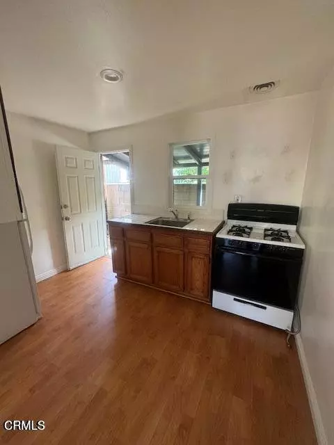 Ventura, CA 93001,178 McKee Street