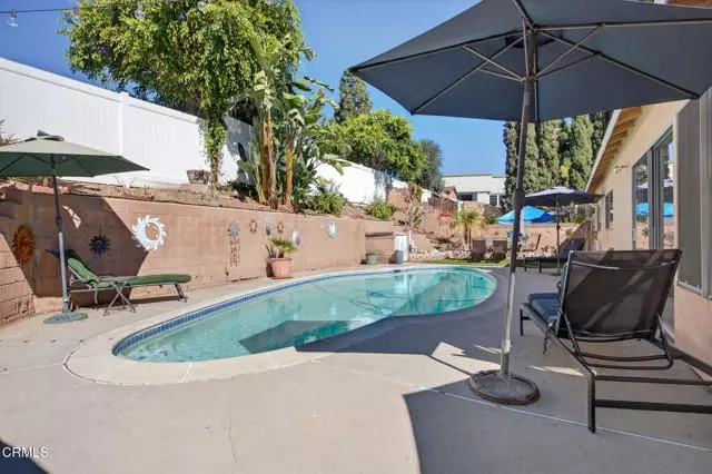 Simi Valley, CA 93065,2559 Cochran Street