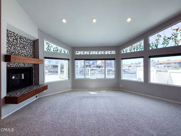 Oxnard, CA 93035,2511 Monaco Drive