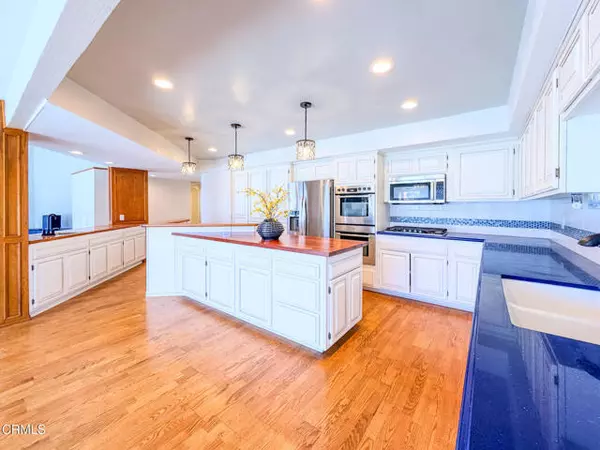 Oxnard, CA 93035,2511 Monaco Drive