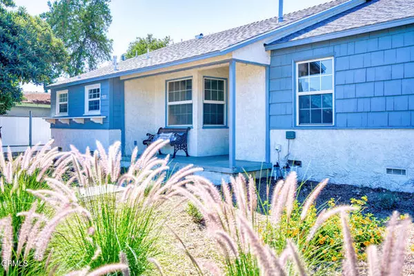 Van Nuys (los Angeles), CA 91406,7927 Aldea Avenue