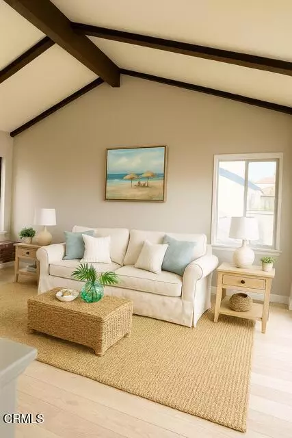 Oxnard, CA 93035,5302 Driftwood Street