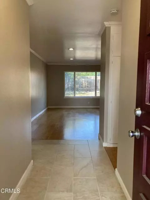 Ventura, CA 93003,1881 Tamarin Avenue