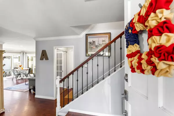 Newbury Park (thousand Oaks), CA 91320,214 Poplar Crest Avenue