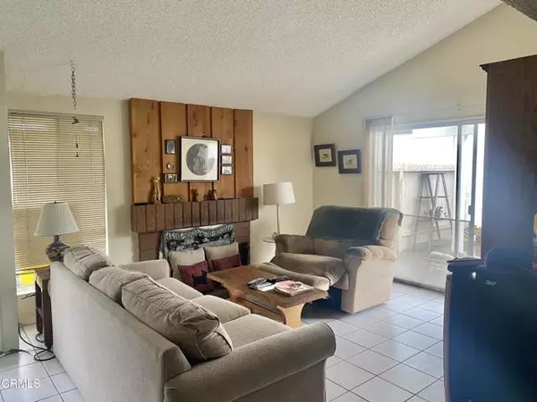 Ventura, CA 93003,5284 Shiloh Way