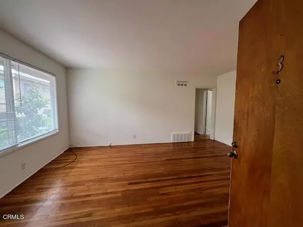 Ventura, CA 93001,1010 Poli Street #3