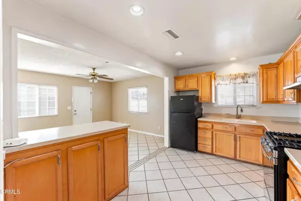 Oxnard, CA 93033,1248 Hill Street