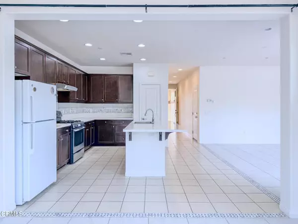 Oxnard, CA 93036,529 Tiber River Way