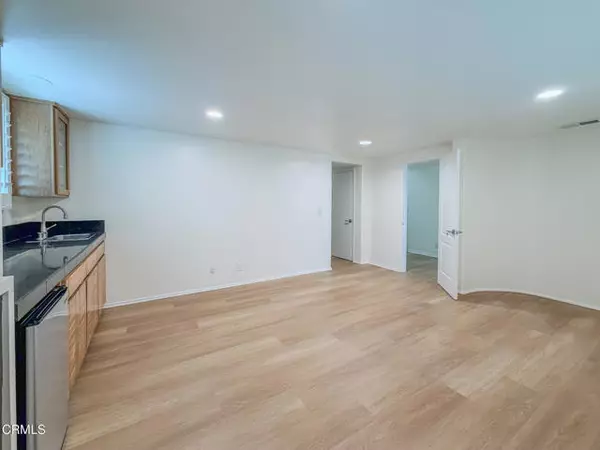 Oxnard, CA 93035,3525 Sunset Lane