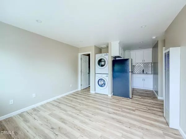 Oxnard, CA 93030,1301 Kingswood Way #2