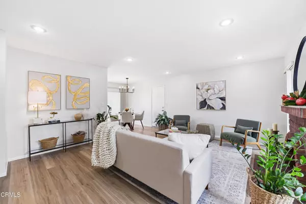 Thousand Oaks, CA 91320,627 Evergreen Avenue