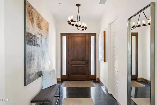 Ventura, CA 93003,5572 Rainier Street