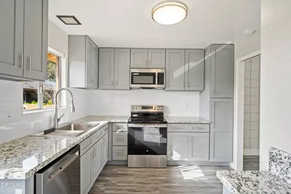 225 E Fiesta Green, Port Hueneme, CA 93041