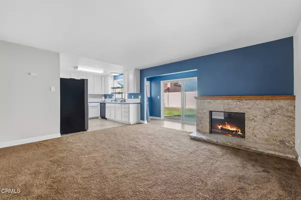 Oxnard, CA 93035,2611 Kelp Lane