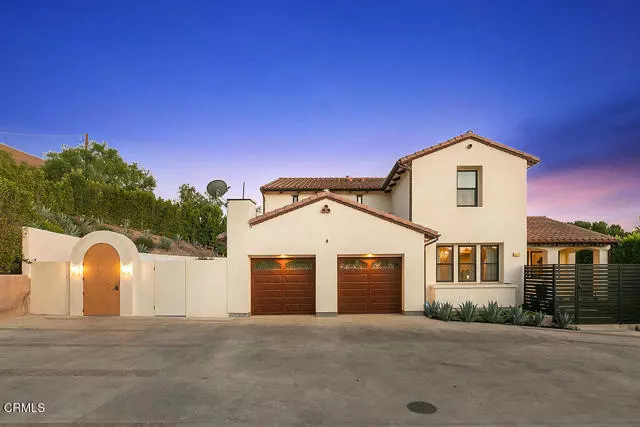 Thousand Oaks, CA 91362,2417 E Hillcrest Drive