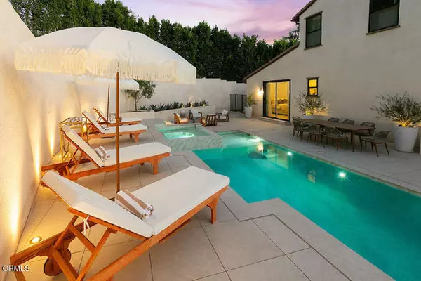 Thousand Oaks, CA 91362,2417 E Hillcrest Drive