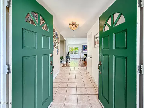 Thousand Oaks, CA 91360,1450 Corte De Primavera