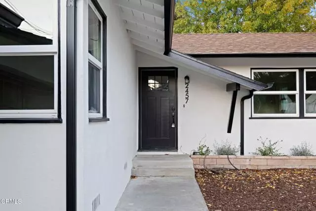 Thousand Oaks, CA 91362,2457 Chiquita Lane