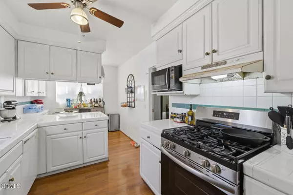 Ventura, CA 93001,55 Barry Drive