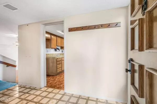 Thousand Oaks, CA 91360,3063 Marigold Place