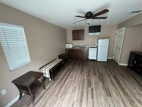 Ventura, CA 93004,996 Utica Avenue