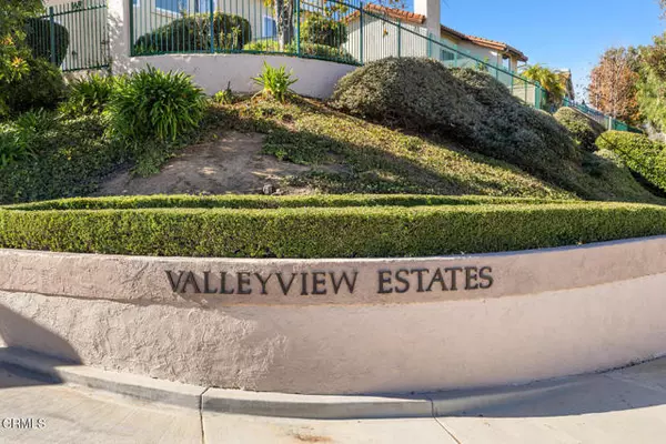 Simi Valley, CA 93065,286 Golden Fern Court