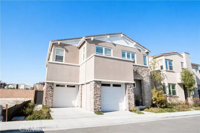 Lake Forest (el Toro), CA 92630,616 Athos